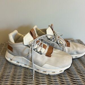 On Cloud White and Tan Athletic Sneakers
